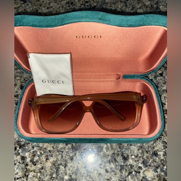 Gucci Sunglasses - Picture 3 of 11
